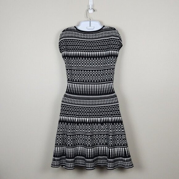 Geometric Knit Dress Fit & Flare Pullover Black White Career Academia Large - Picture 2 of 6